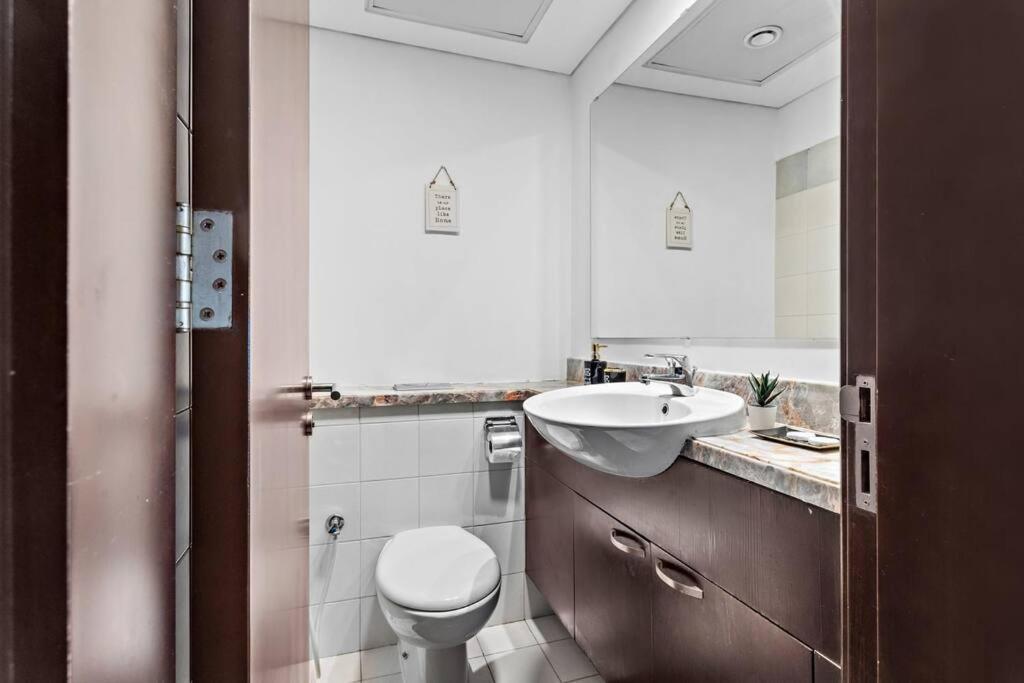 Stonetree - Marina Tower 1br - Marina